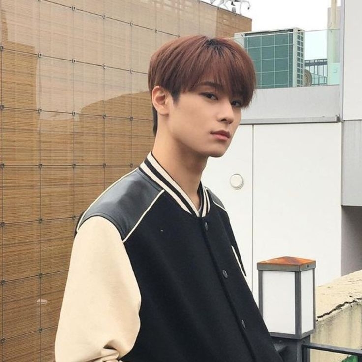 Pin By M On Charming As A Verb Anime Boyfriend Kpop Icon