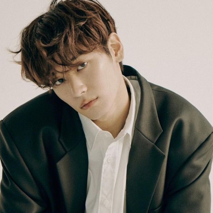 Pin On Charming As A Verb People Kpop Juju